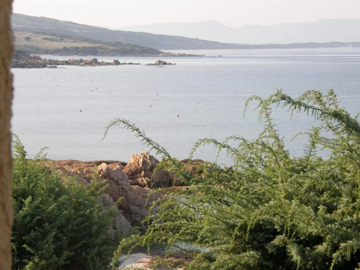 Isola Rossa Appartamenti Superior מלון דירות איזולה רוסה